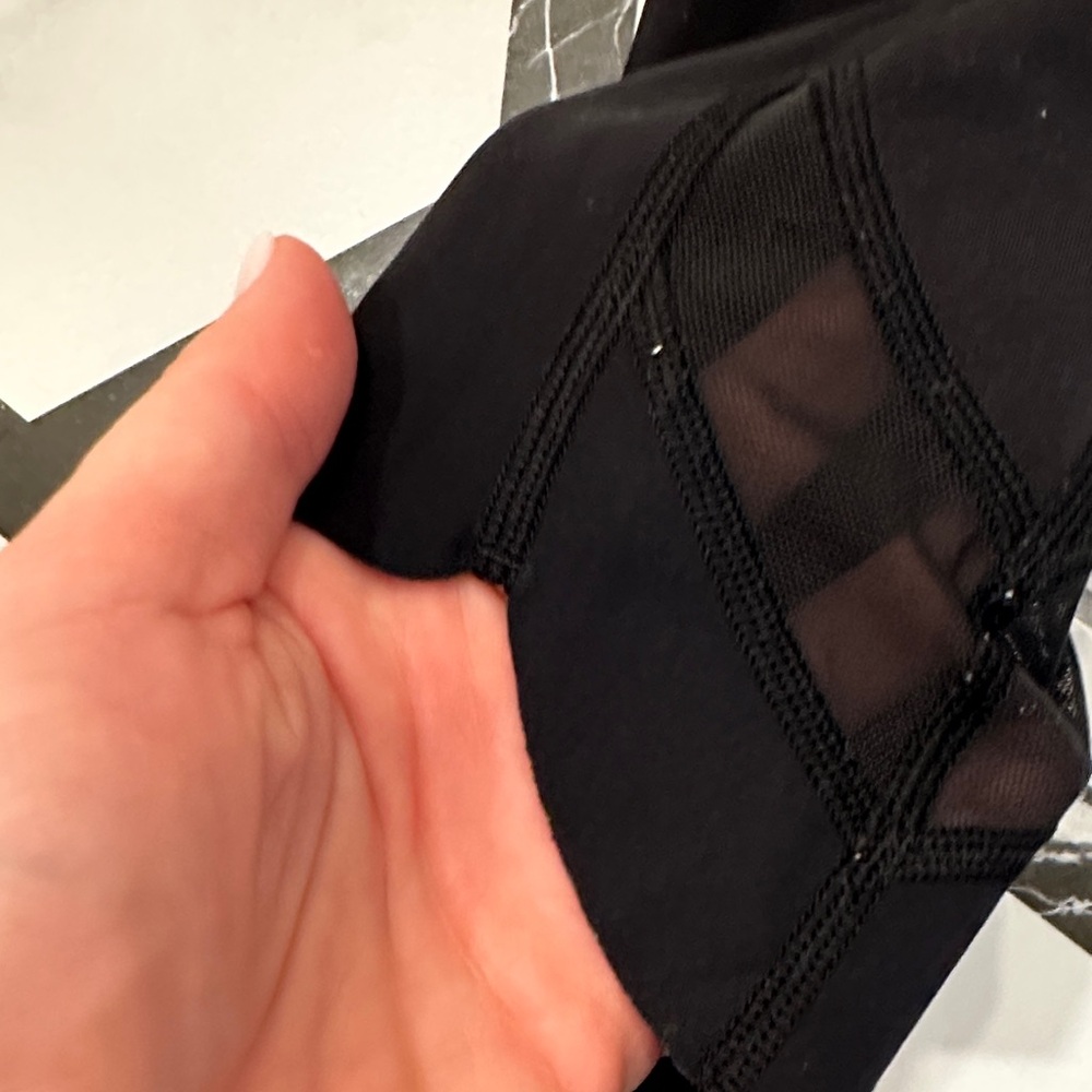 Lululemon Athletica Black Leggings - Picture 7 of 8